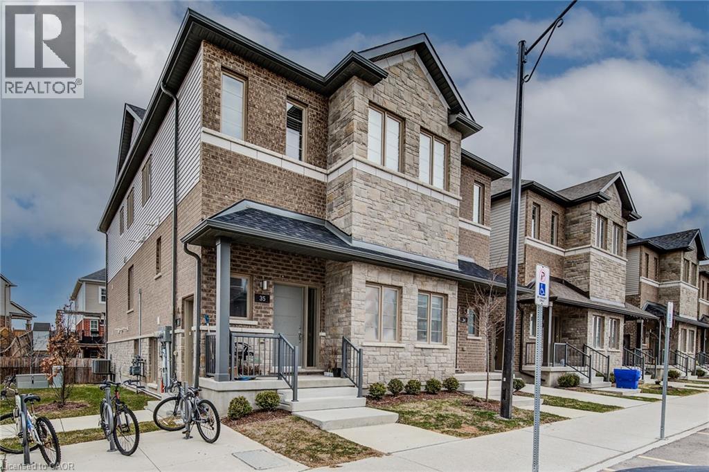 Photo 3 of 205 West Oak Trail Unit 35, Kitchener ON
