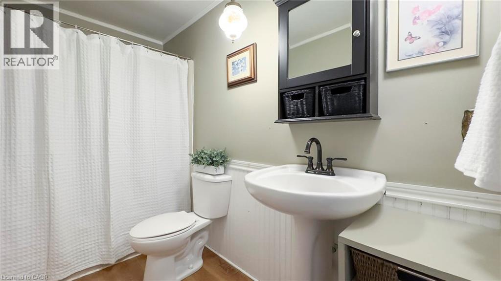 Photo 8 of 1061 Henry Street, Wellesley ON