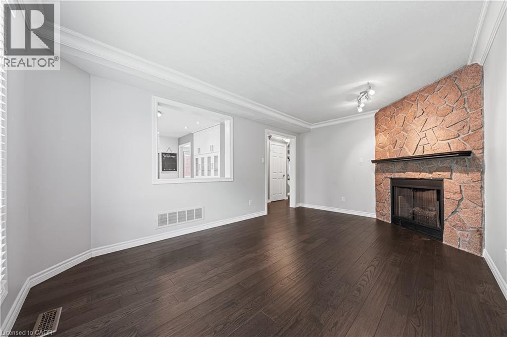 Photo 26 of 163 Glenvalley Drive, Cambridge ON