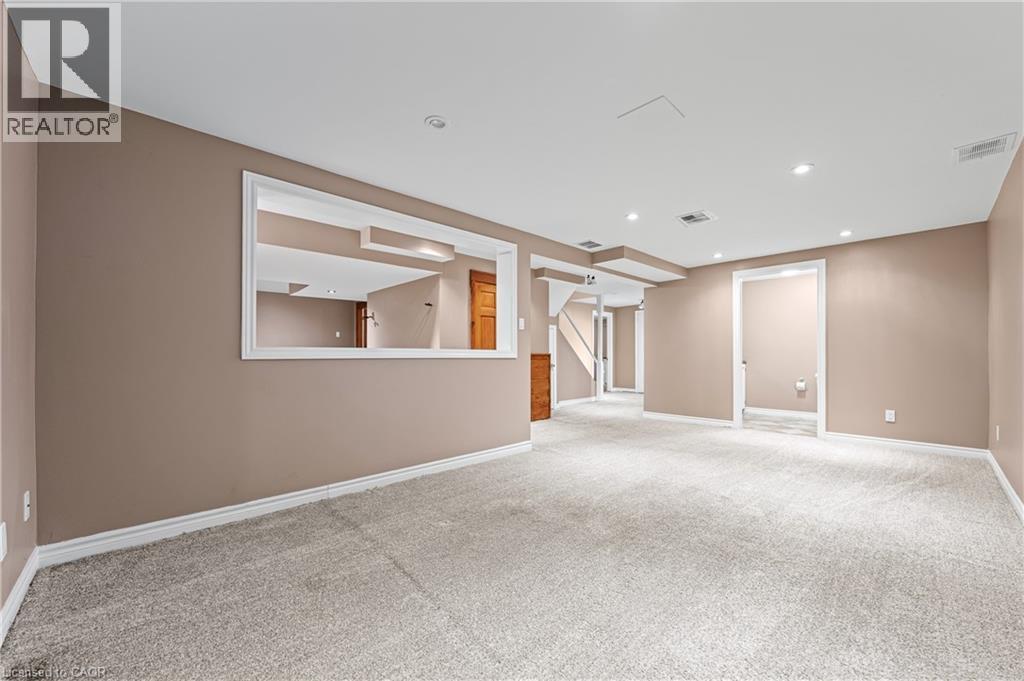 Photo 24 of 163 Glenvalley Drive, Cambridge ON