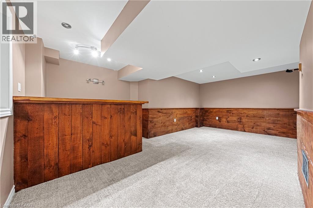 Photo 16 of 163 Glenvalley Drive, Cambridge ON