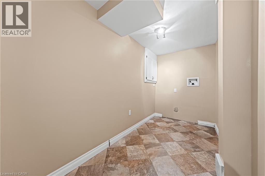 Photo 6 of 163 Glenvalley Drive, Cambridge ON