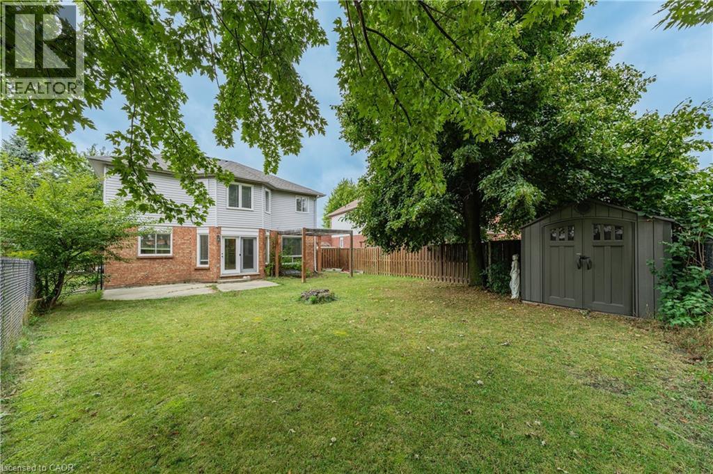 Photo 19 of 163 Glenvalley Drive, Cambridge ON