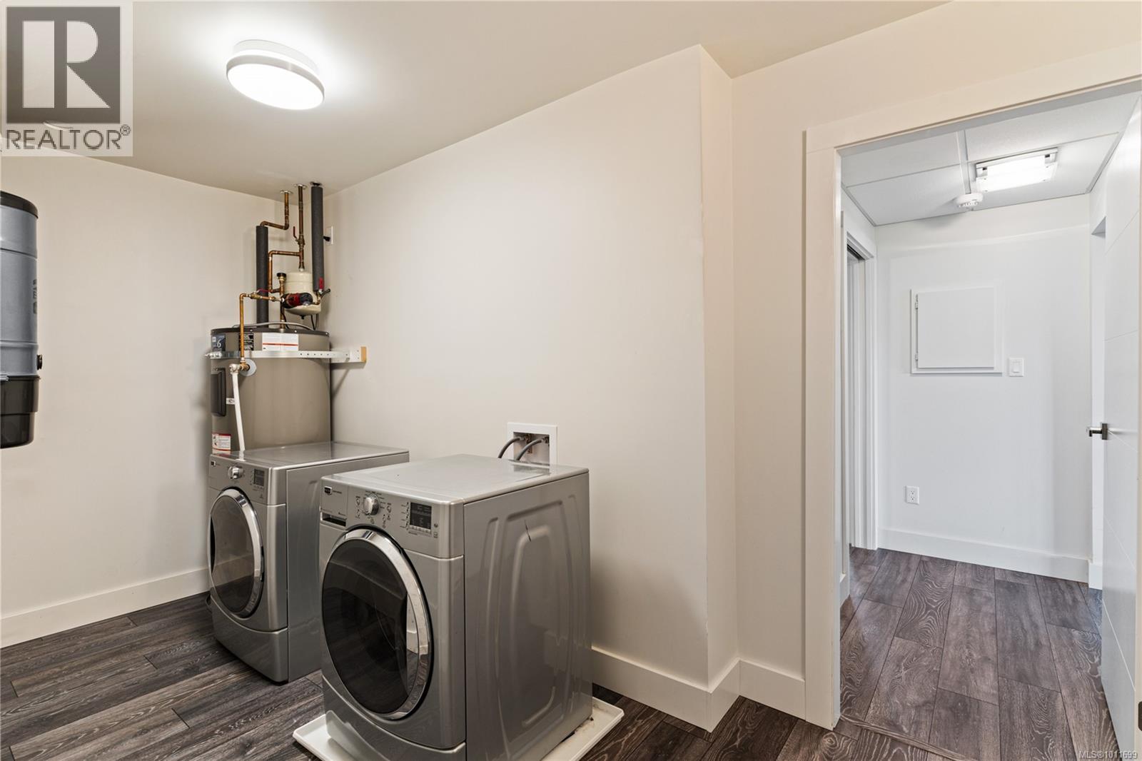 8853 Park Pacific Terr, North Saanich