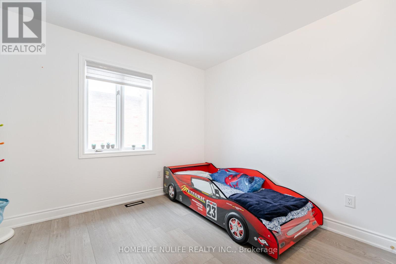Photo 32 of 6150 Bankhead Court, Mississauga ON