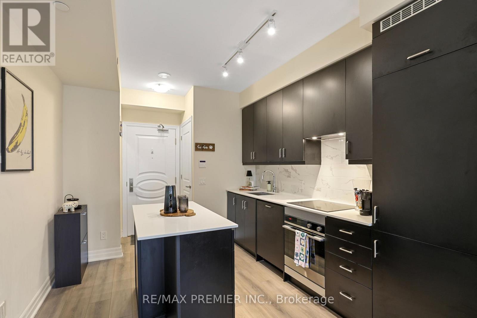Photo 16 of 1411 9085 Jane Street, Vaughan ON