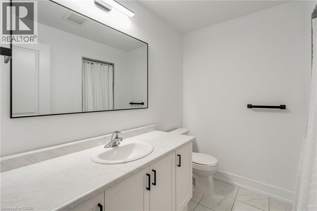 Photo 16 of 261 Skinner Road Unit 3, Waterdown ON