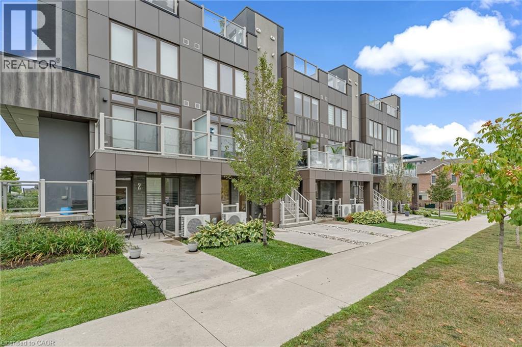 Photo 4 of 261 Skinner Road Unit 3, Waterdown ON
