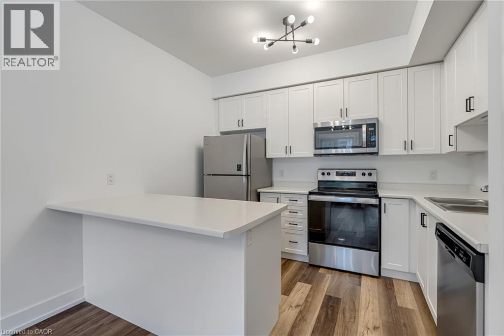 Photo 13 of 261 Skinner Road Unit 3, Waterdown ON