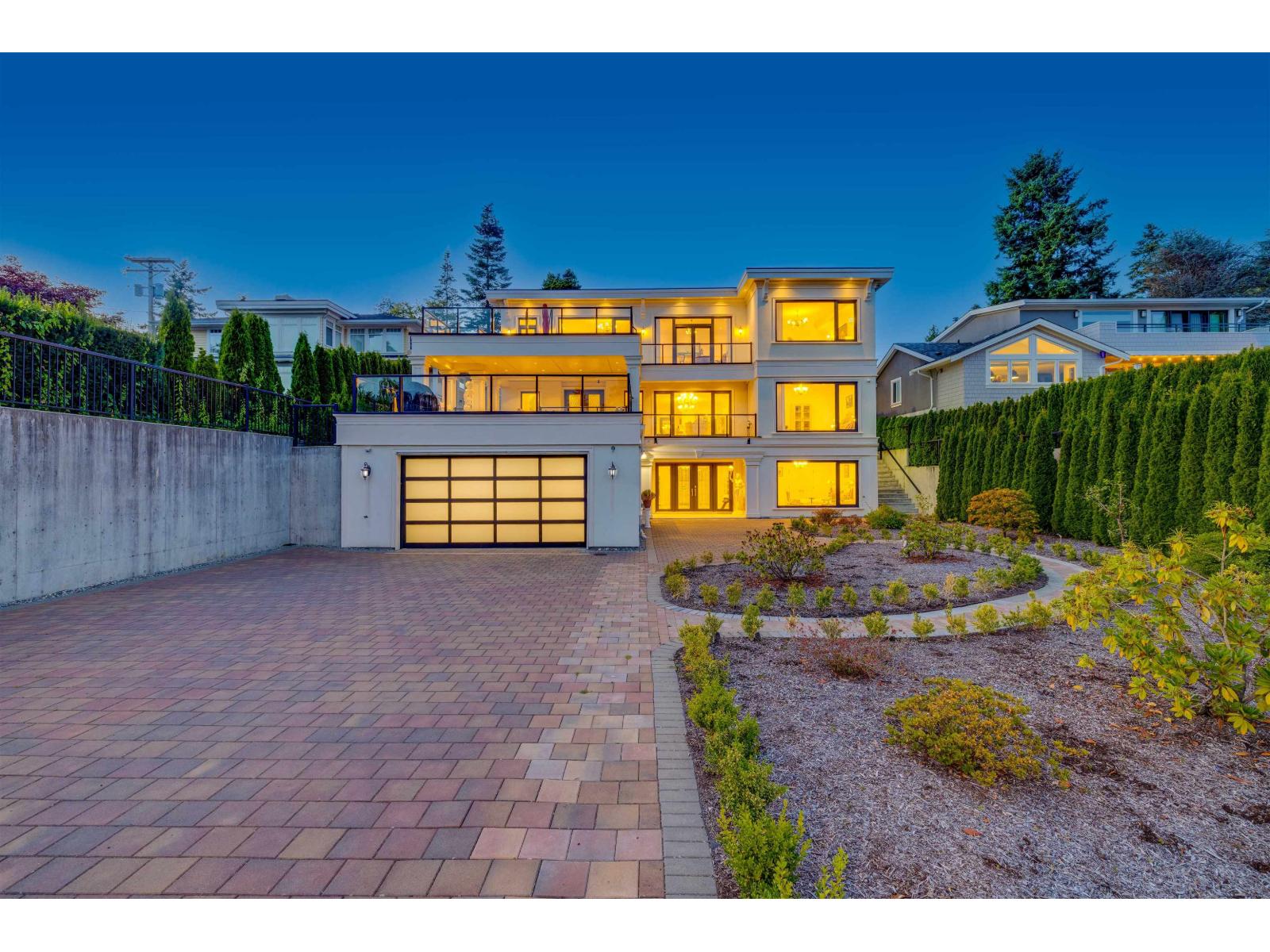 Photo 2 of 14033 Terry Road, White Rock BC