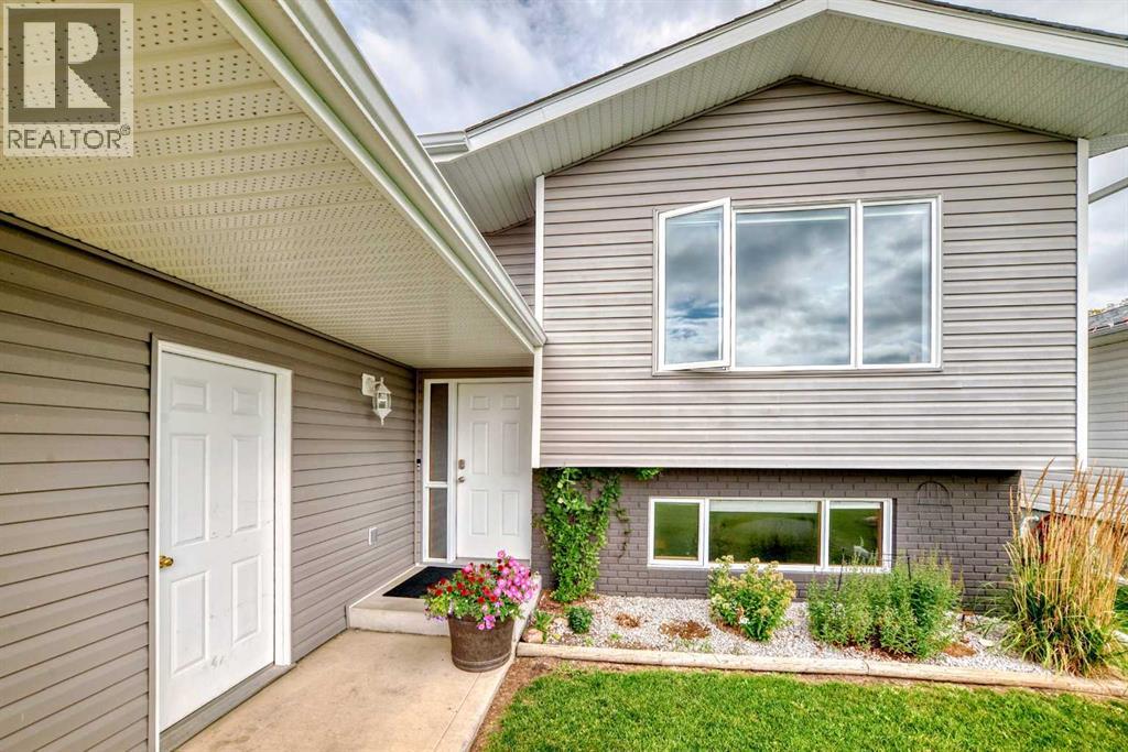 Photo 30 of 5114 57 Ave, Ponoka AB