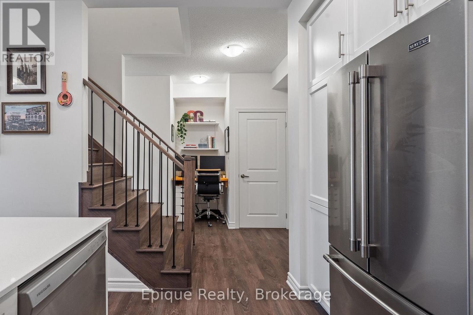 Photo 26 of 1158 Restivo Lane, Milton ON