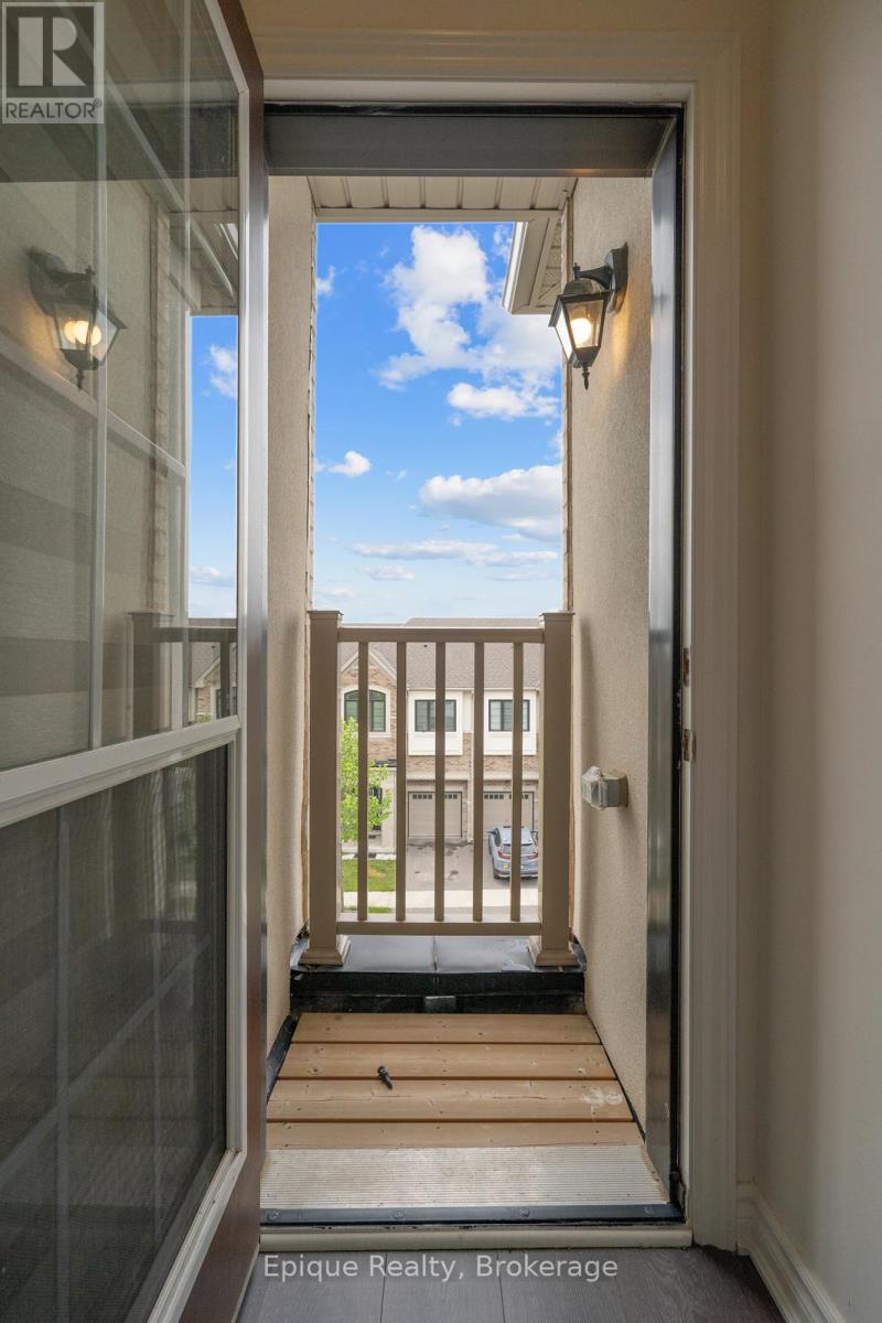 Photo 3 of 1158 Restivo Lane, Milton ON