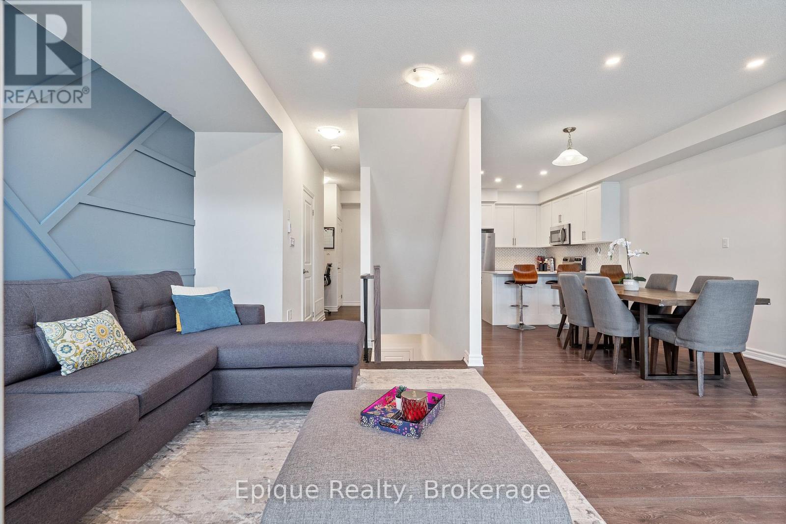 Photo 31 of 1158 Restivo Lane, Milton ON