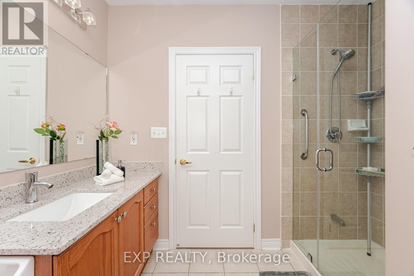 Photo 24 of 408 443 Centennial Forest Drive, Milton ON