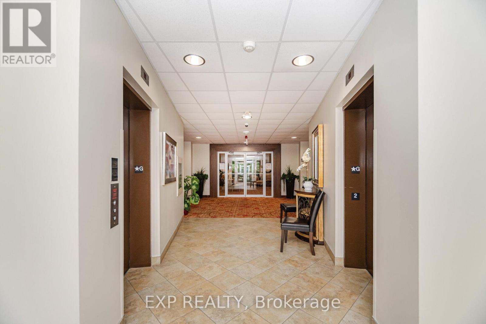 Photo 5 of 408 443 Centennial Forest Drive, Milton ON