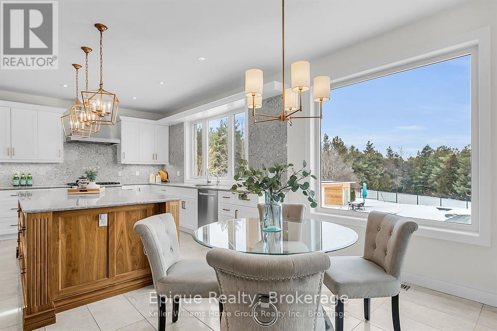 Photo 23 of 125 Crewson Court, Erin ON