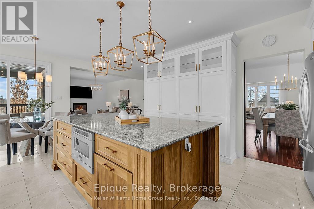Photo 25 of 125 Crewson Court, Erin ON