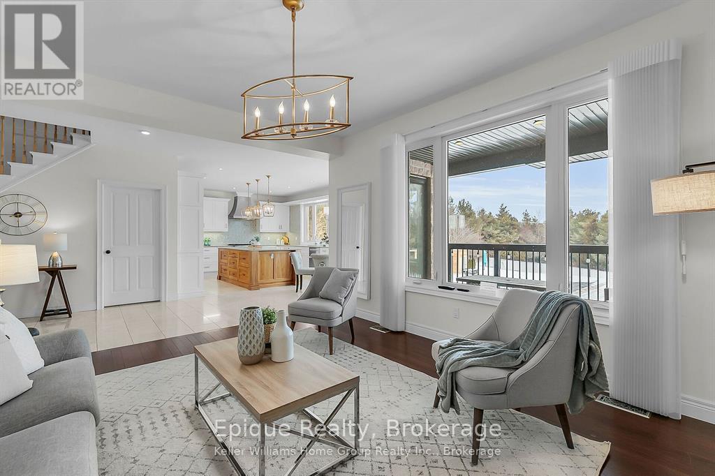 Photo 19 of 125 Crewson Court, Erin ON