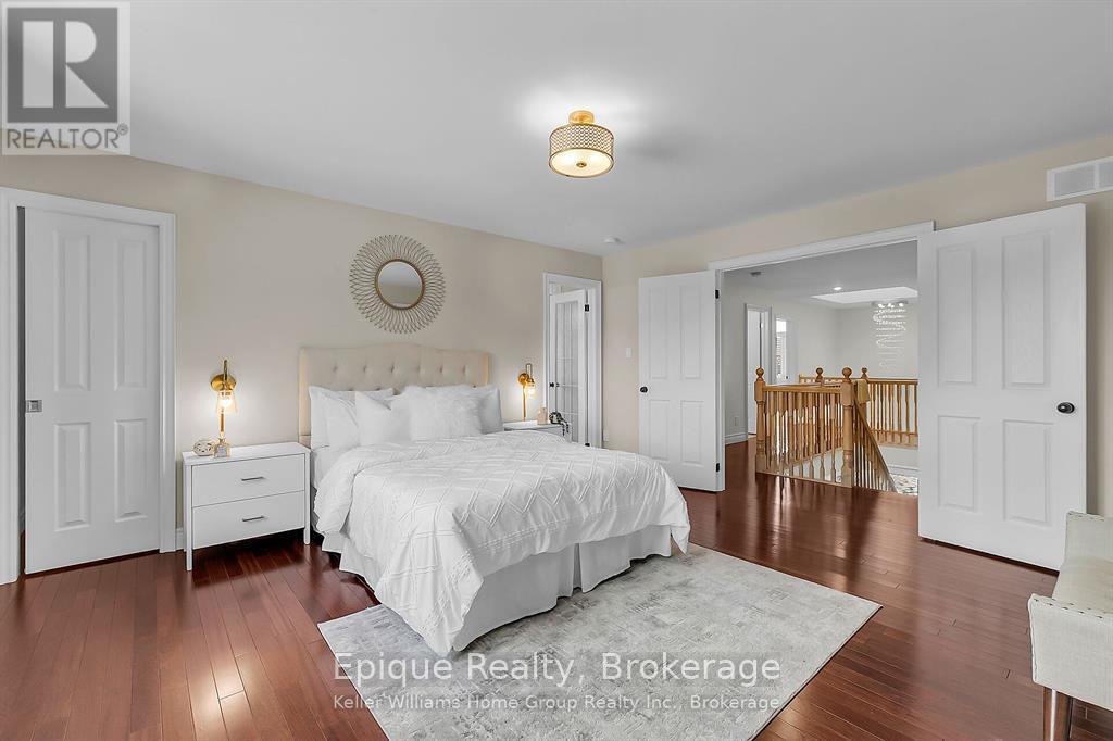 Photo 18 of 125 Crewson Court, Erin ON