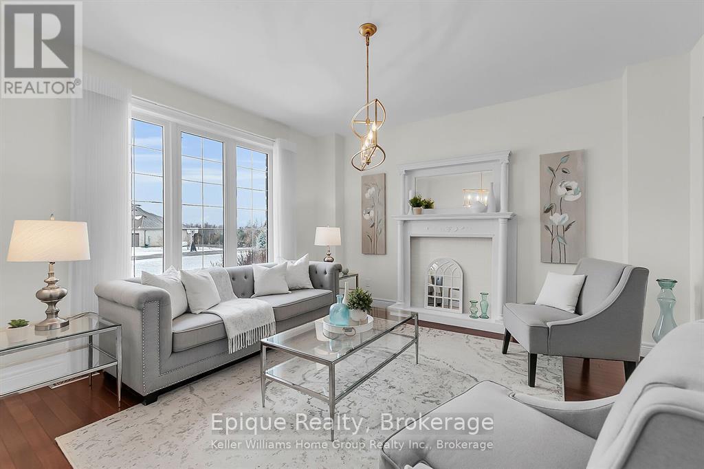 Photo 36 of 125 Crewson Court, Erin ON