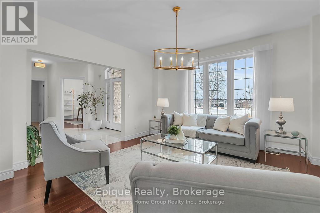 Photo 10 of 125 Crewson Court, Erin ON