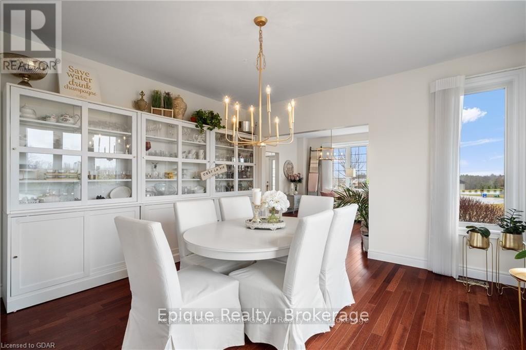 Photo 26 of 125 Crewson Court, Erin ON