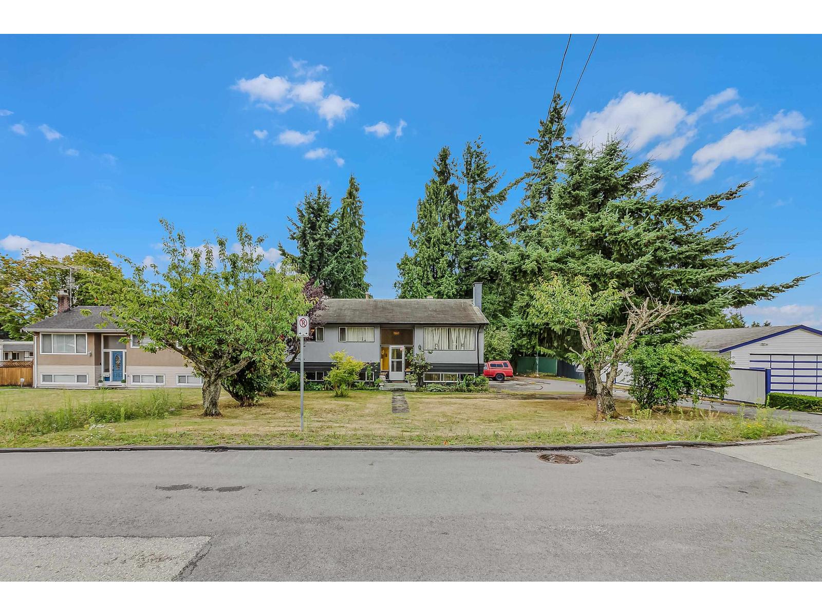 Photo 2 of 12720 101 B Avenue, Surrey BC