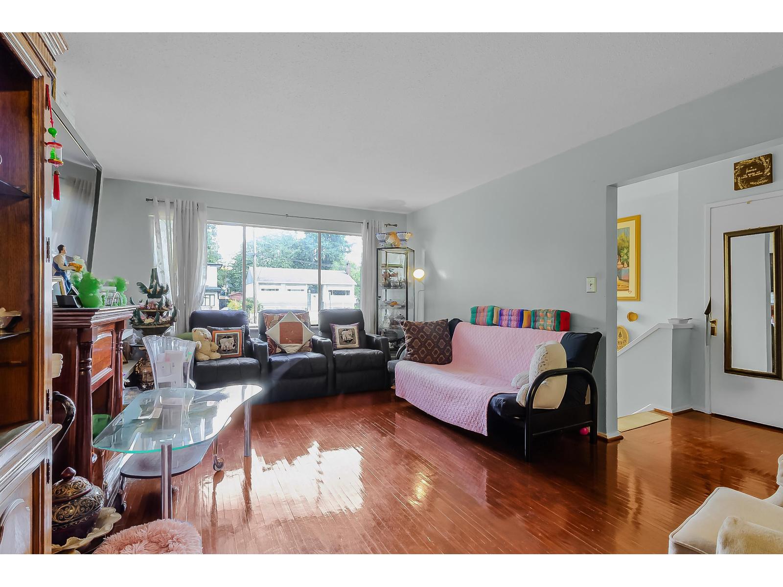 Photo 8 of 12720 101 B Avenue, Surrey BC