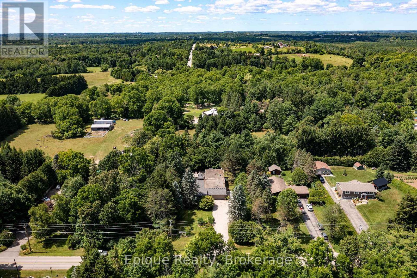 Photo 8 of 235 Concession 11 Road E, Hamilton ON