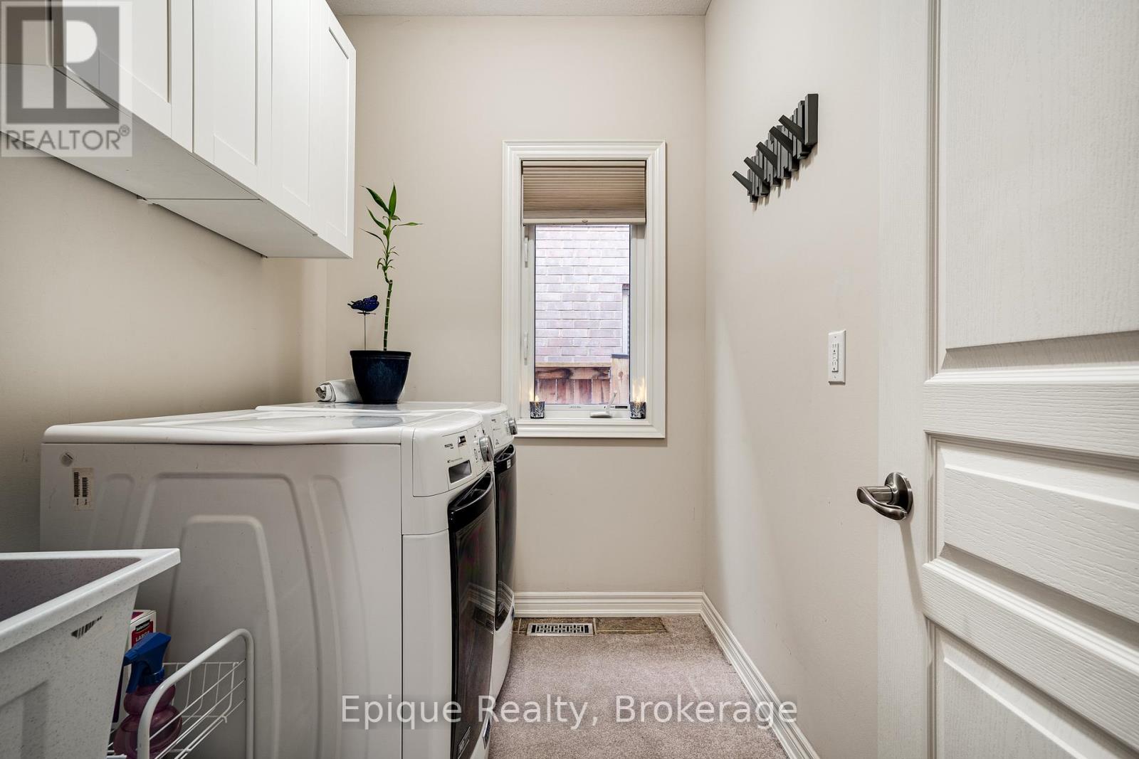 Photo 20 of 68 Roselawn Crescent, Welland ON