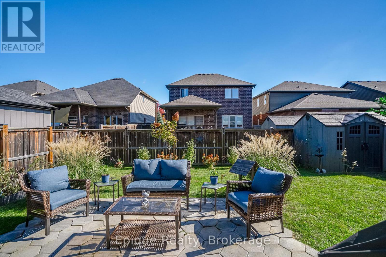 Photo 31 of 68 Roselawn Crescent, Welland ON
