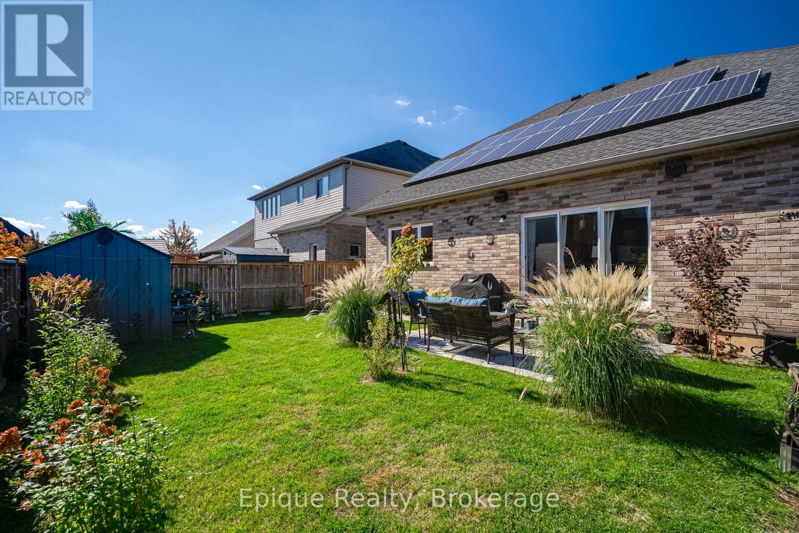 Photo 34 of 68 Roselawn Crescent, Welland ON