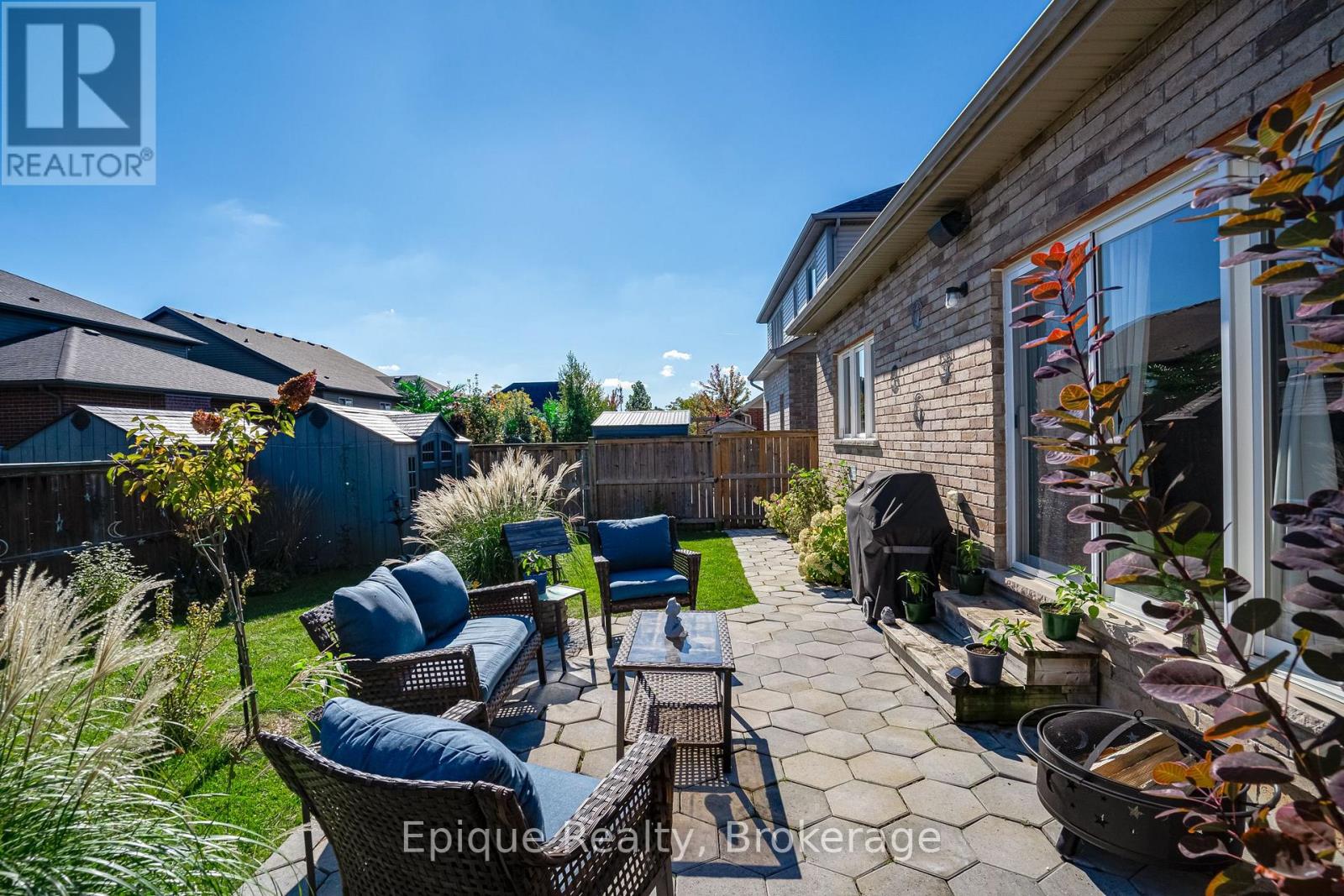 Photo 36 of 68 Roselawn Crescent, Welland ON