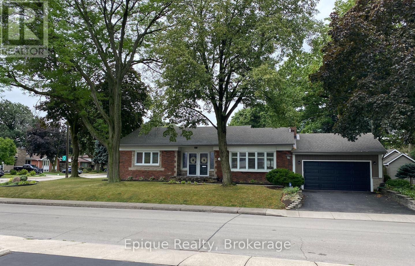 Photo 40 of 50 Edgewood Avenue, Hamilton ON