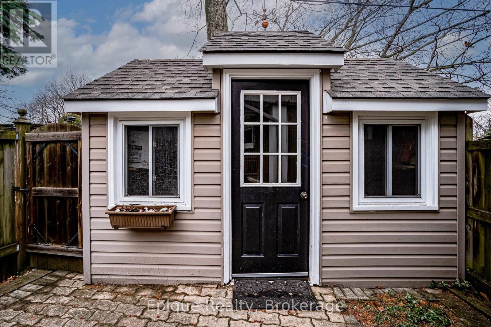 Photo 43 of 50 Edgewood Avenue, Hamilton ON