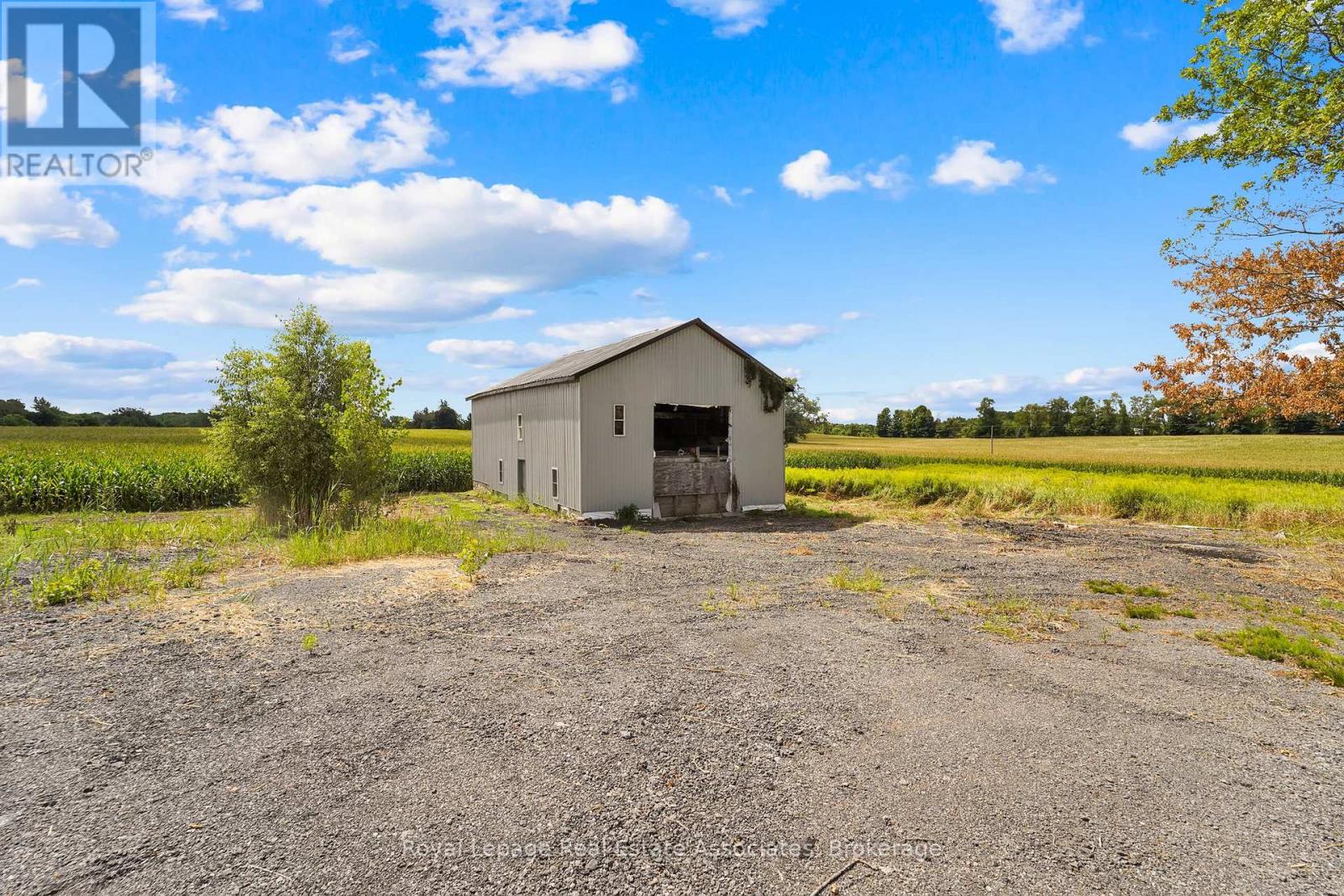 Photo 38 of 783 Highway 6 N, Hamilton ON