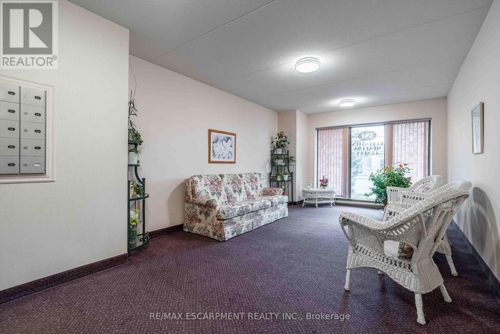 Photo 22 of 205 386 Highway 8, Hamilton ON
