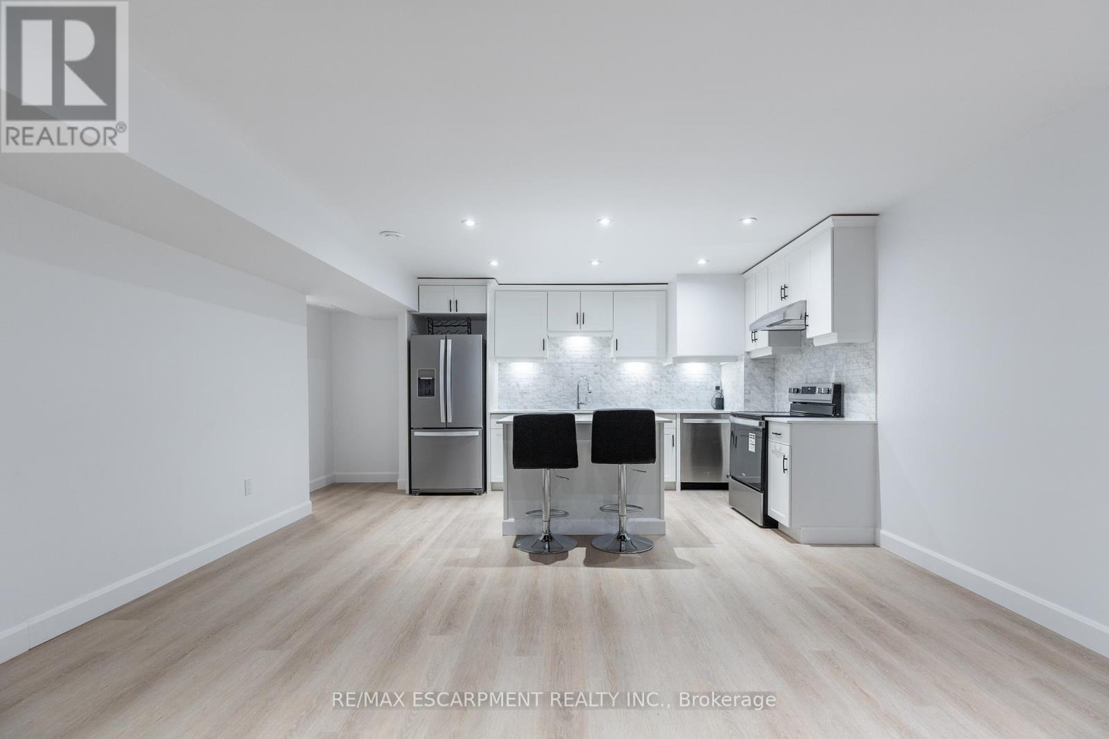 Photo 1 of Lower 295 Dundas Street E, Hamilton ON
