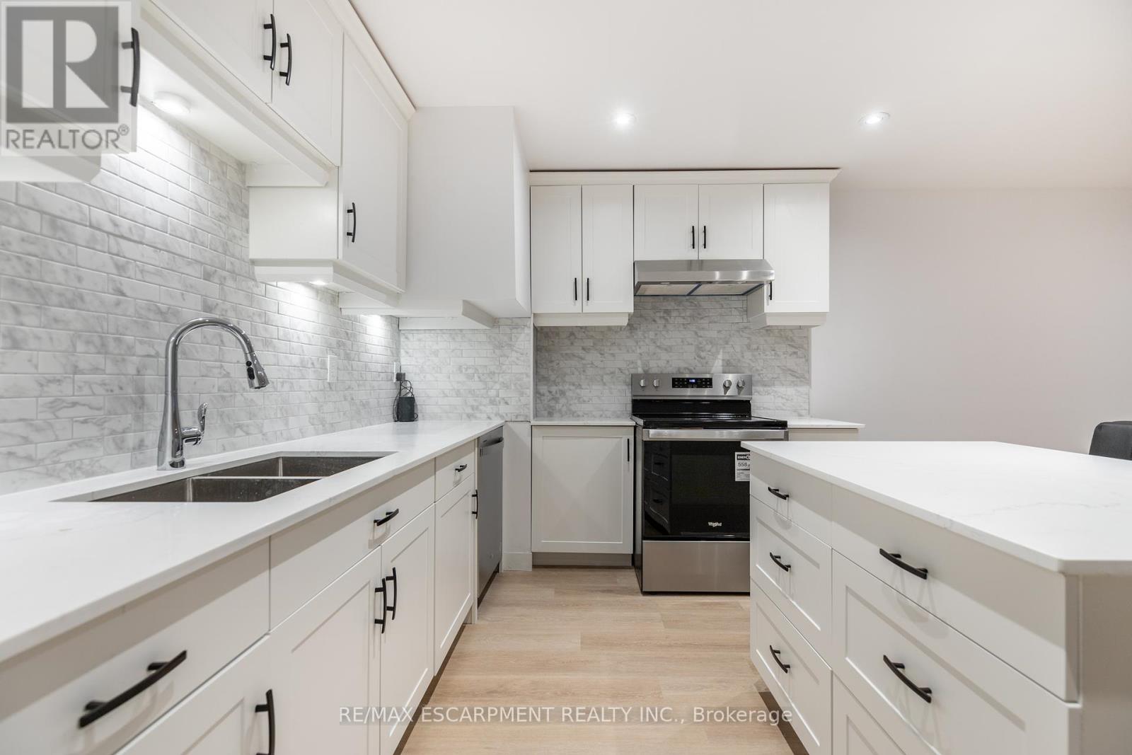 Photo 15 of Lower 295 Dundas Street E, Hamilton ON