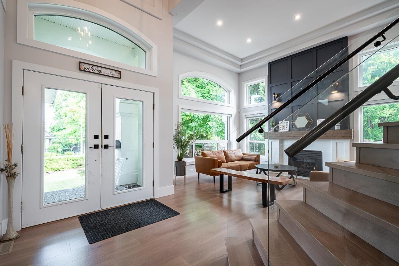 Photo 3 of 10411 170 A Street, Surrey BC