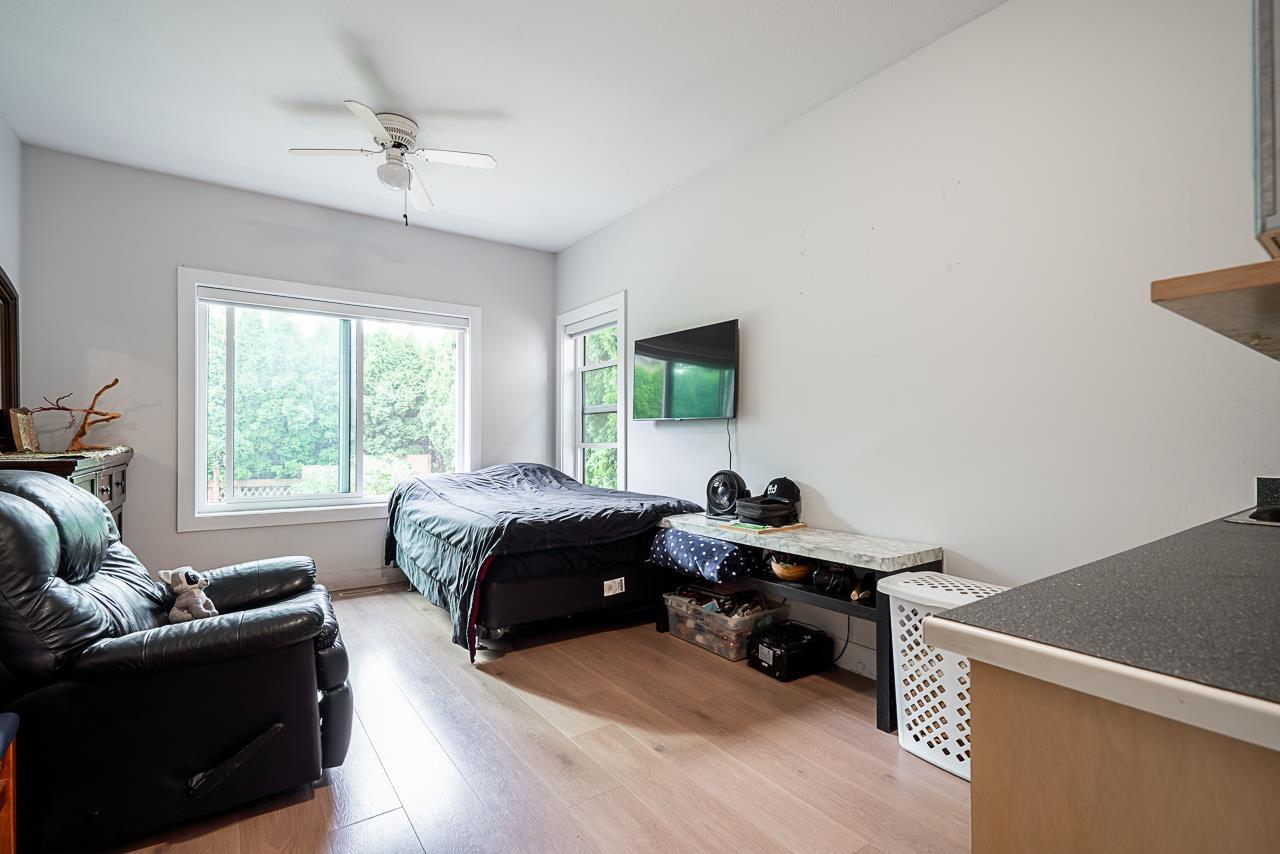 Photo 18 of 10411 170 A Street, Surrey BC