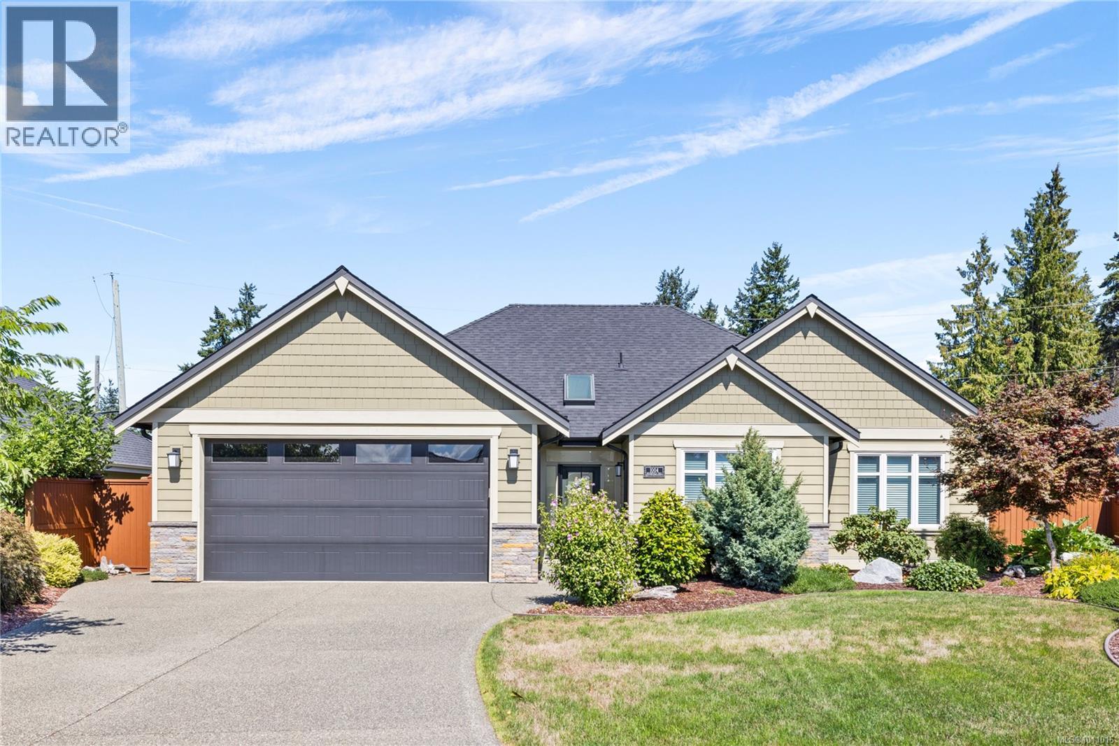 Photo 1 of 1004 Brookfield Cres, French Creek BC