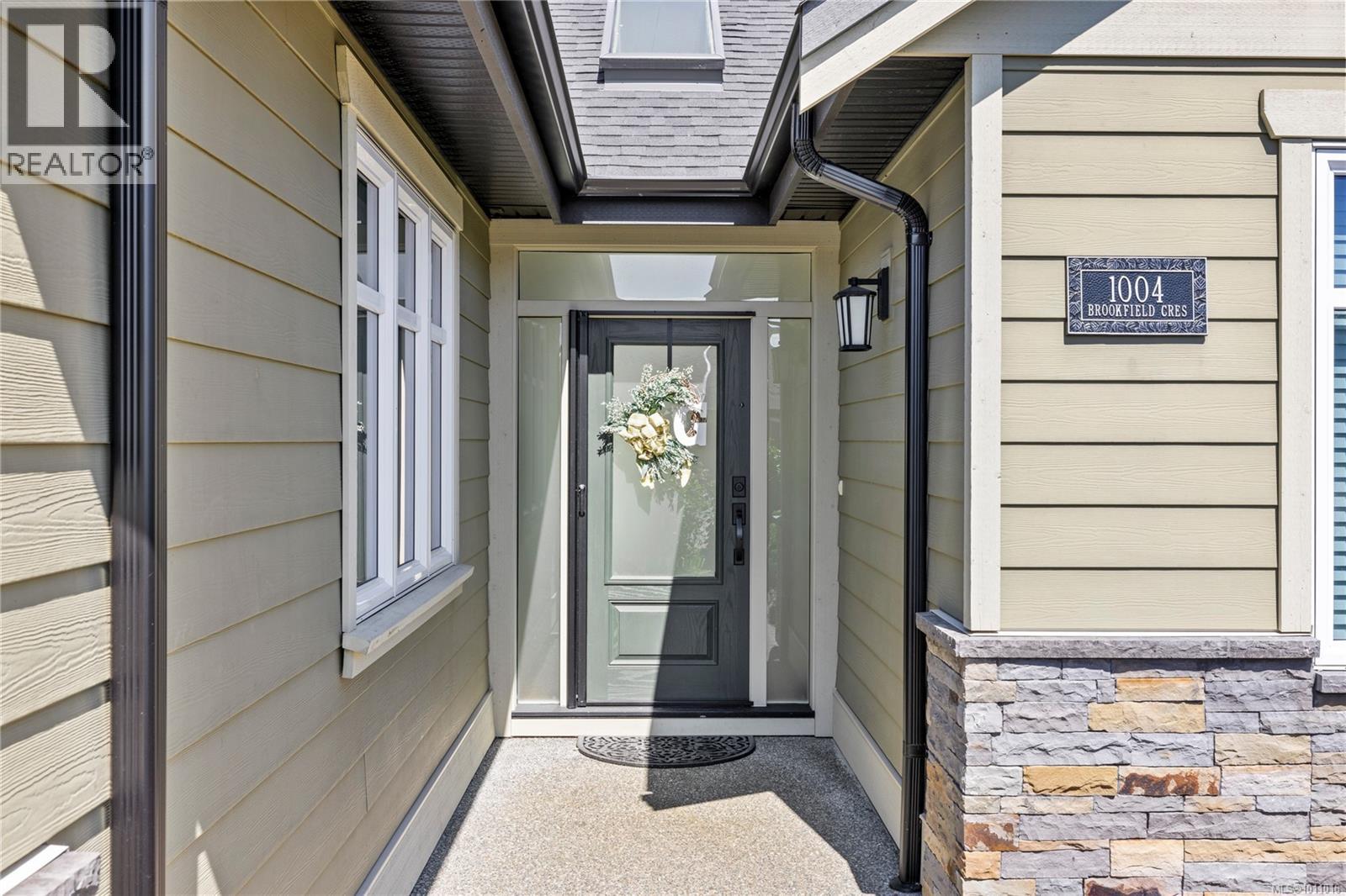 Photo 16 of 1004 Brookfield Cres, French Creek BC