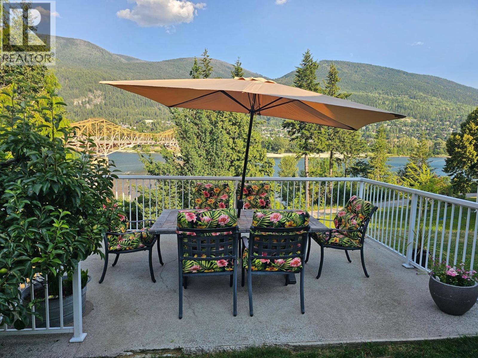 Photo 11 of 601 Valhalla Road, Nelson BC