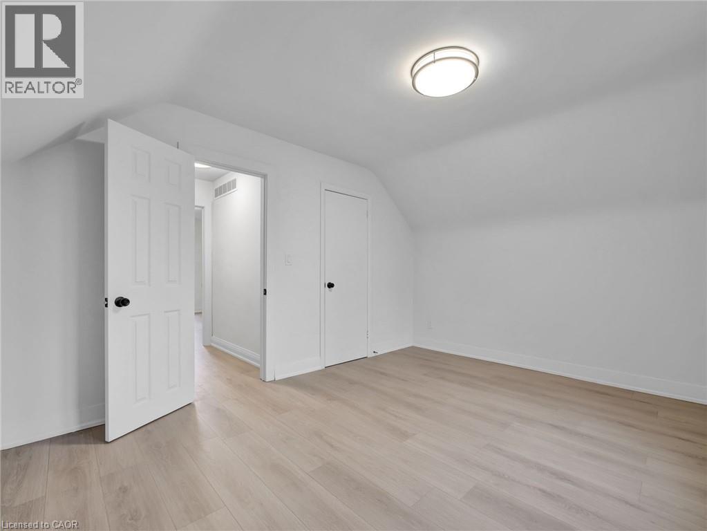 Photo 27 of 880 Garth Street, Hamilton ON