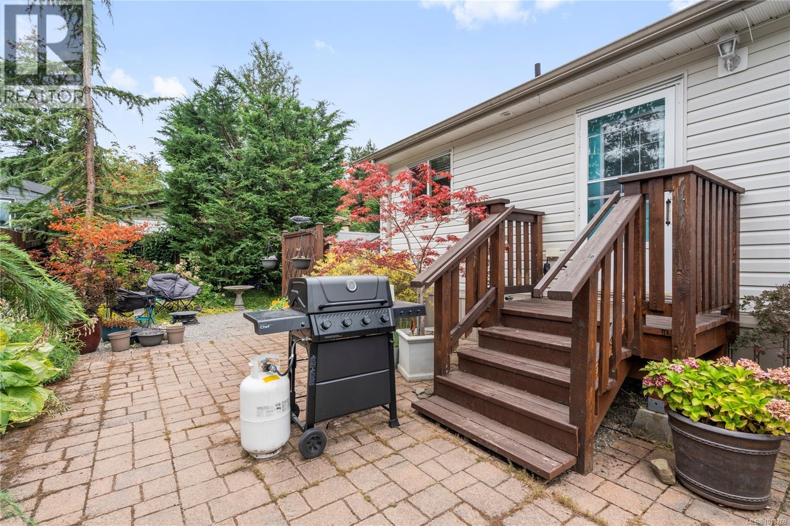Photo 35 of 24 3704 Melrose Rd, Whiskey Creek BC