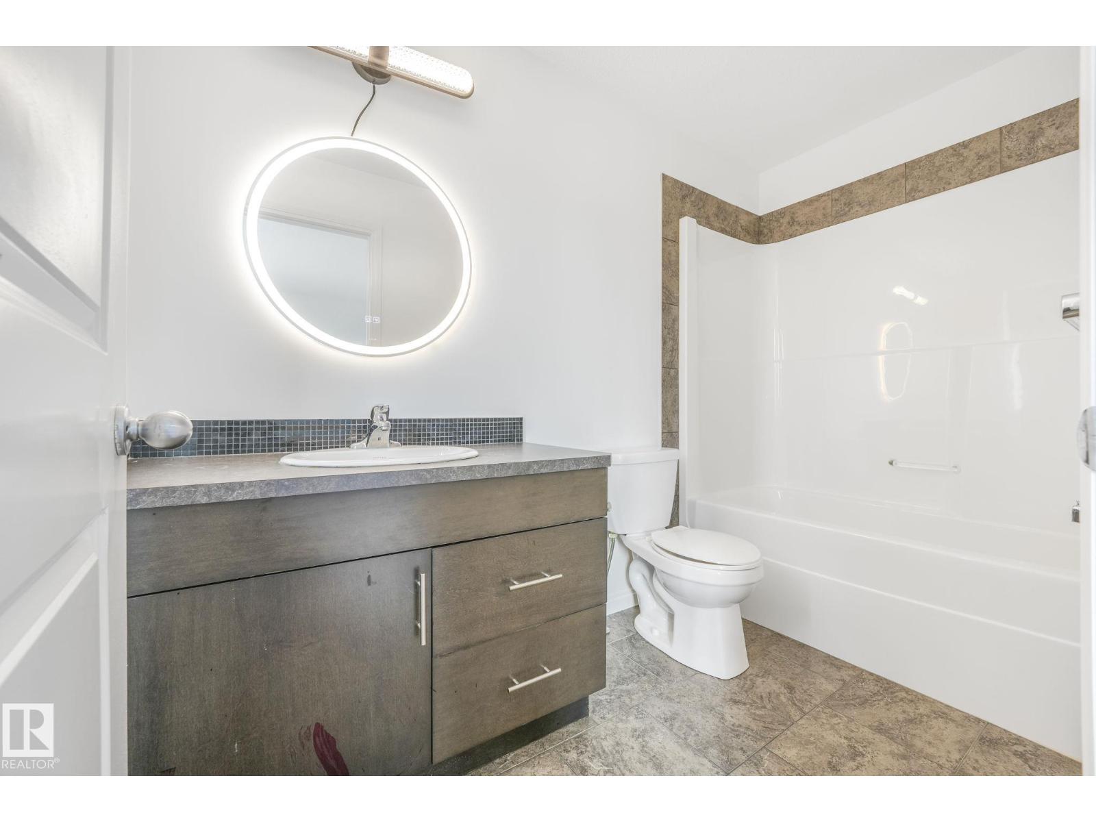 Photo 21 of 54 18230 104 A St Nw, Edmonton AB