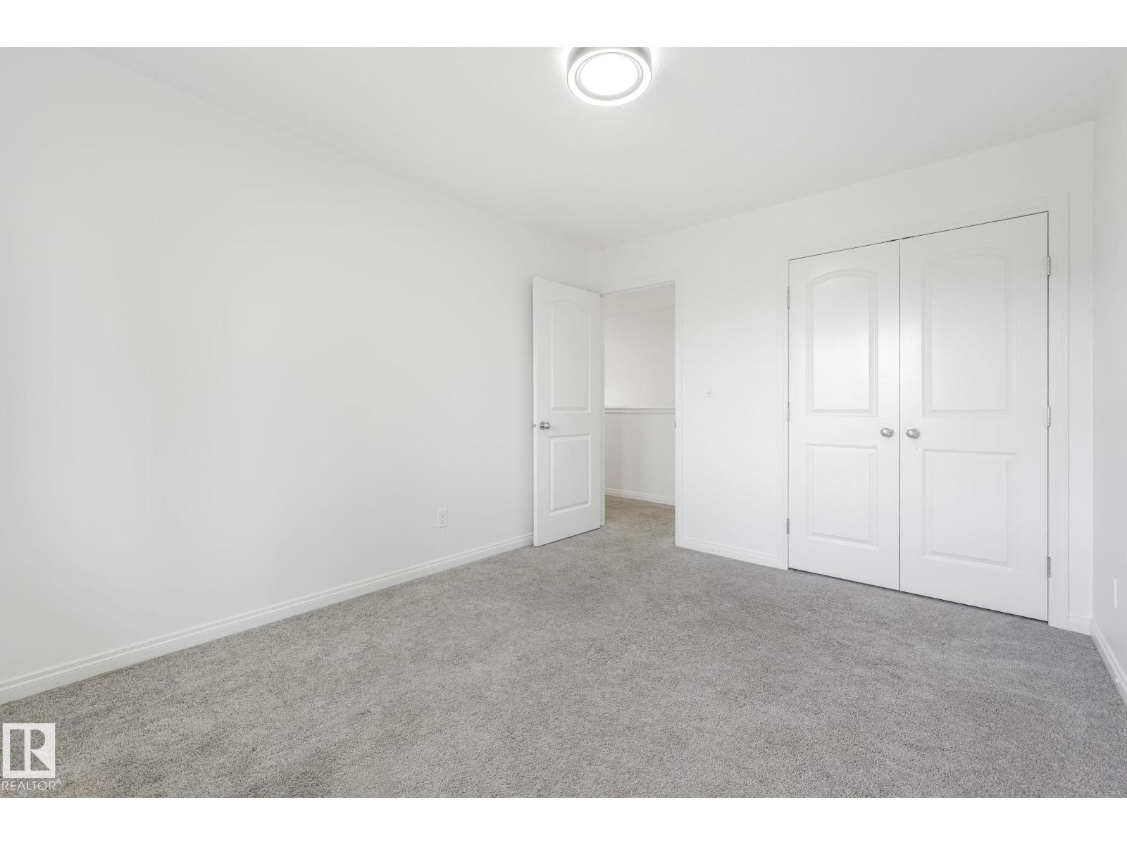Photo 28 of 54 18230 104 A St Nw, Edmonton AB