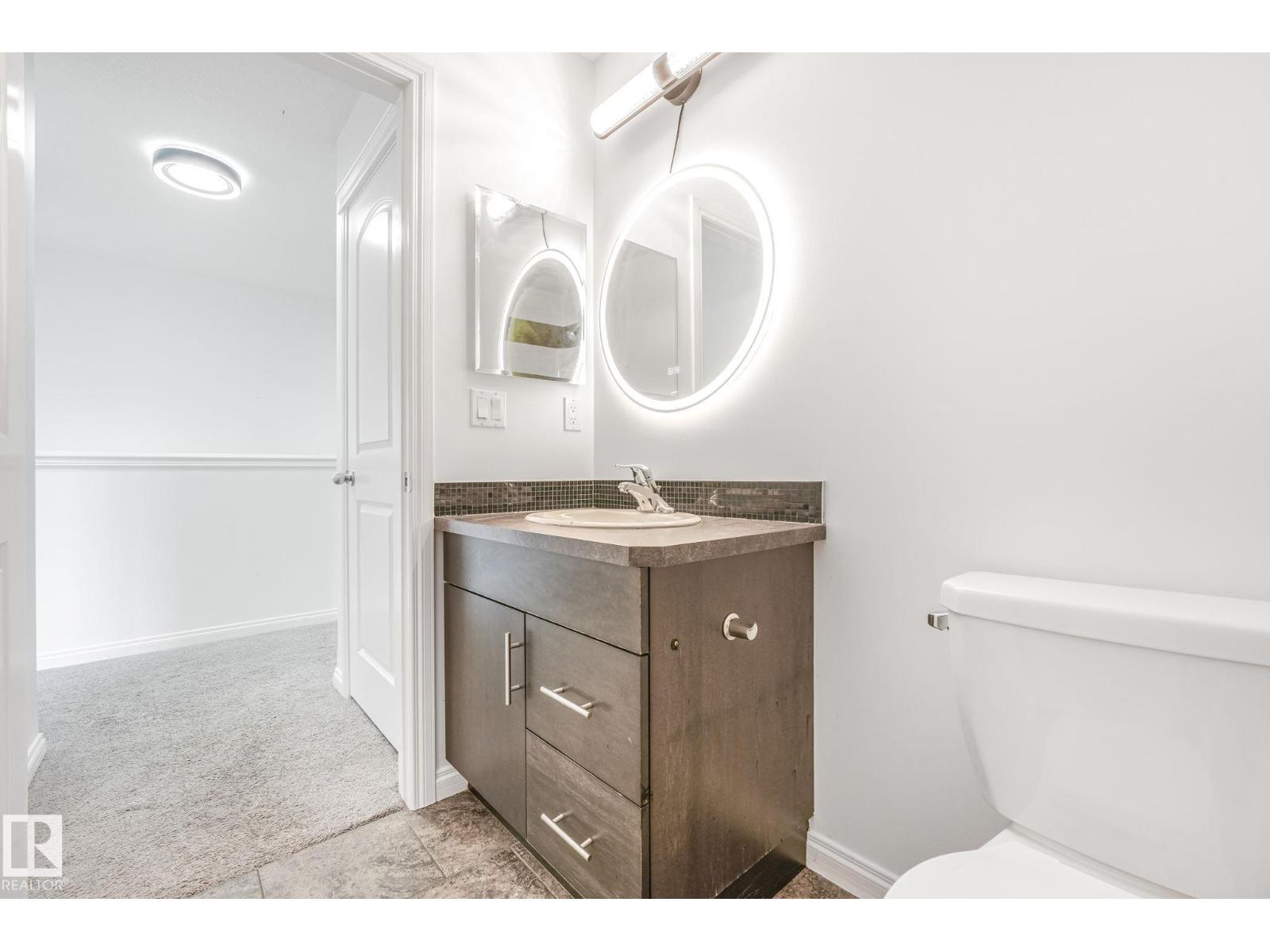 Photo 32 of 54 18230 104 A St Nw, Edmonton AB